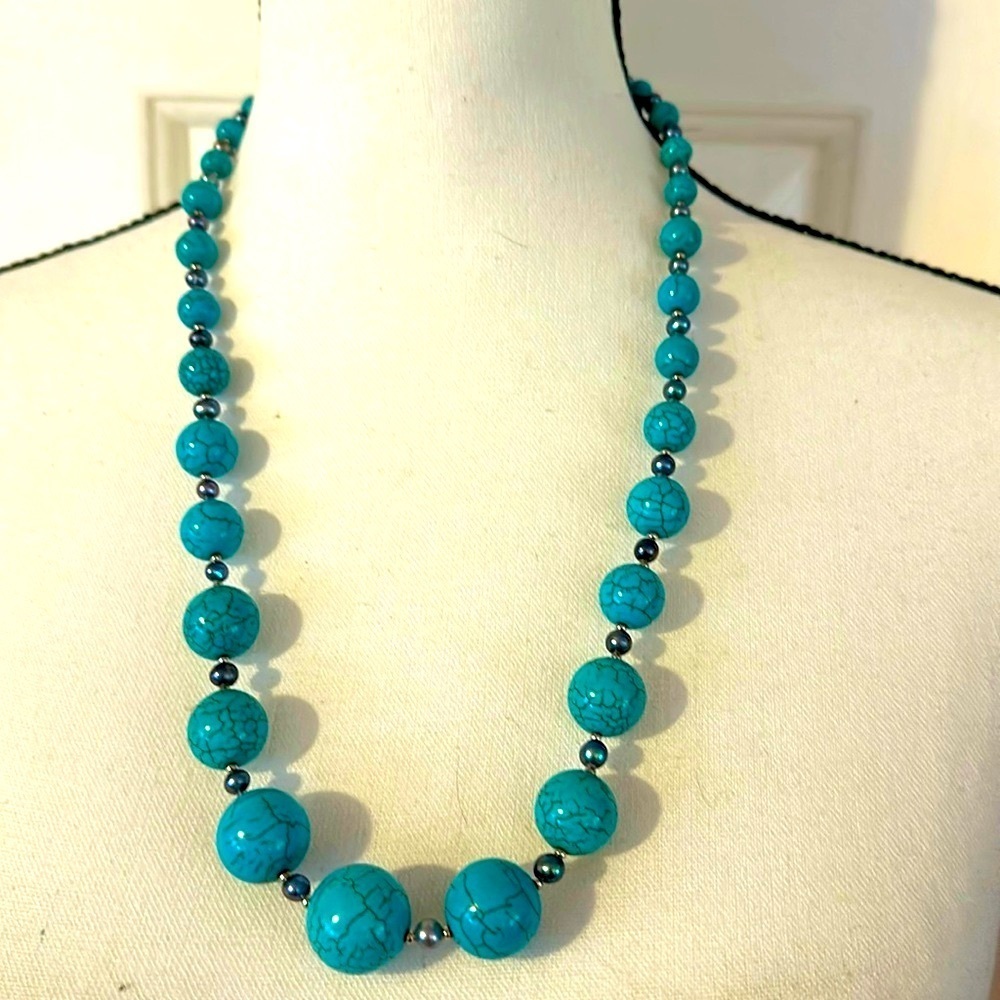 Women’s Vintage Turquoise Magnesite Chunky Blue Turquoise Gemstone Necklace